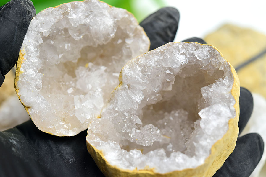 お得な50個セット】モロッコ産 ジオード 水晶ジオード（晶洞）ペア