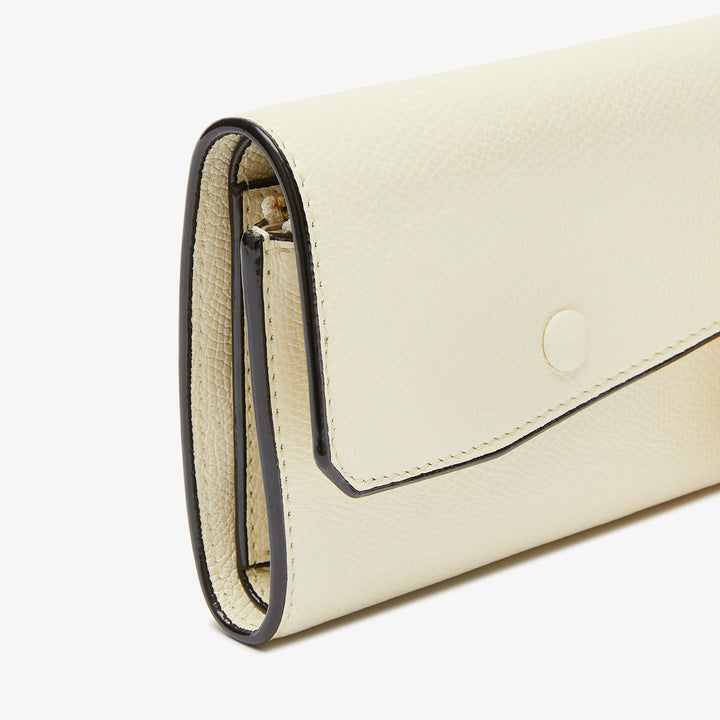 SGPK0030028LOCPS99WW_3_720x.