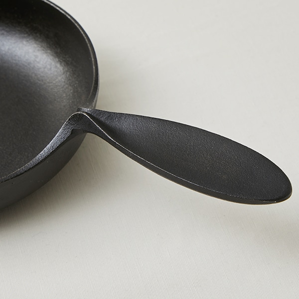 南部鉄器 小笠原陸兆 ミニパン19㎝｜鉄器｜料理家 栗原はるみ レシピ