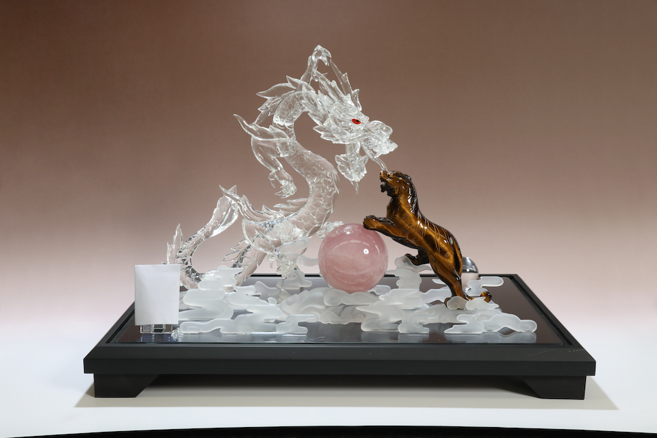 22-008龍虎｜山梨県水晶美術彫刻協同組合