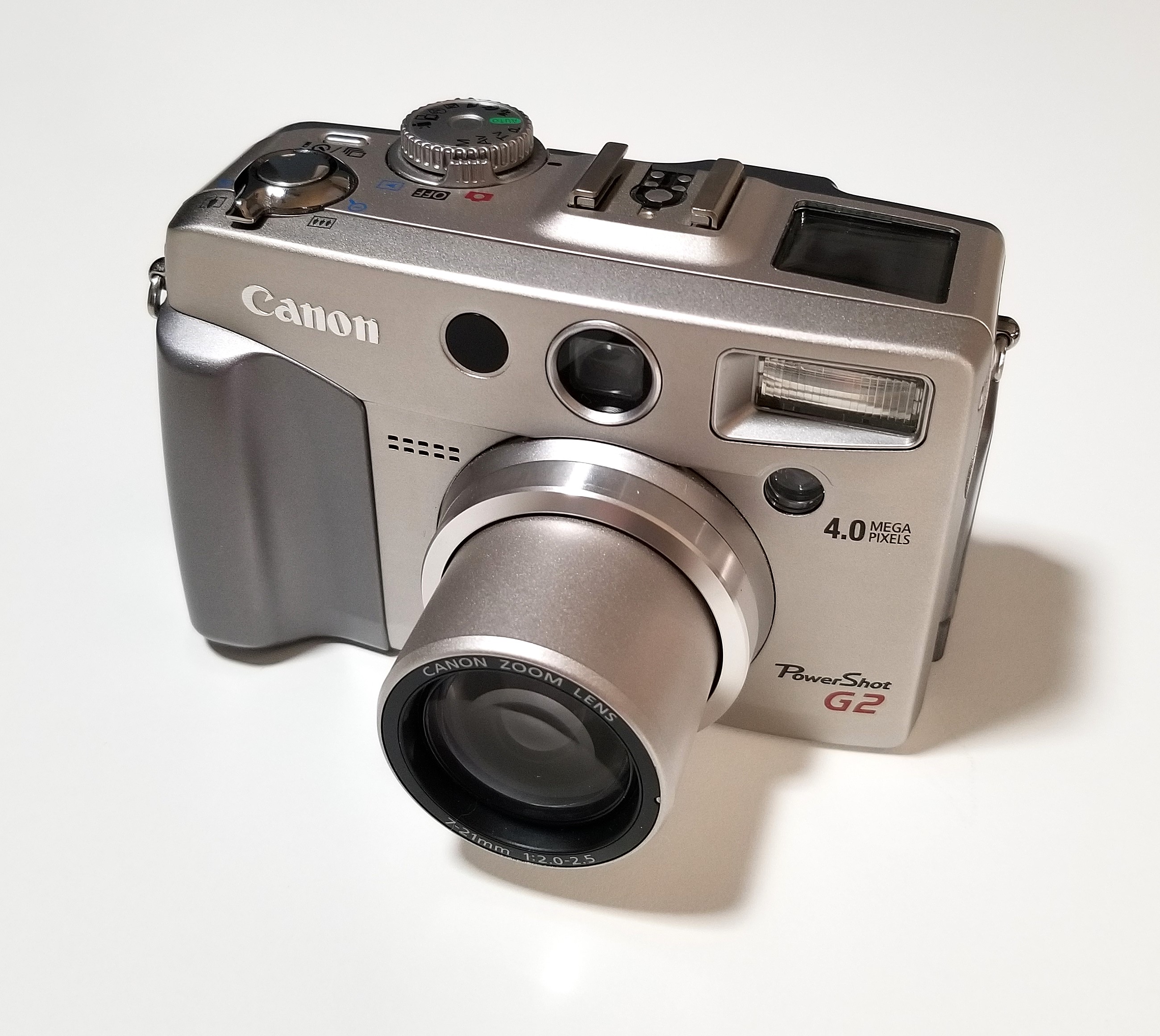 Canon PowerShot G2 | Chasing Classic Cameras with Chris