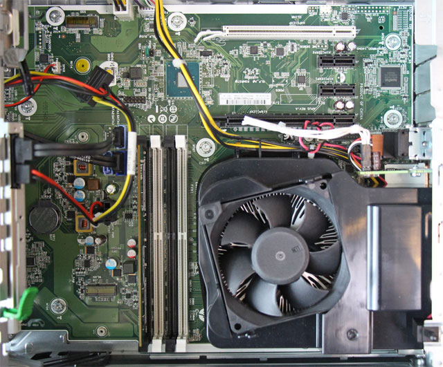 HP EliteDesk 800 G3 SFのレビュー 拡張性・カスタマイズ性抜群！省