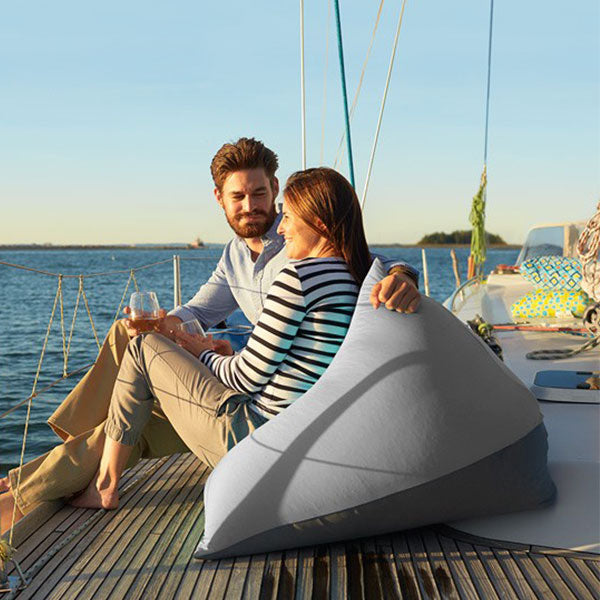 公式】Yogibo Zoola Pyramid（ヨギボー ズーラ ピラミッド） | Yogibo