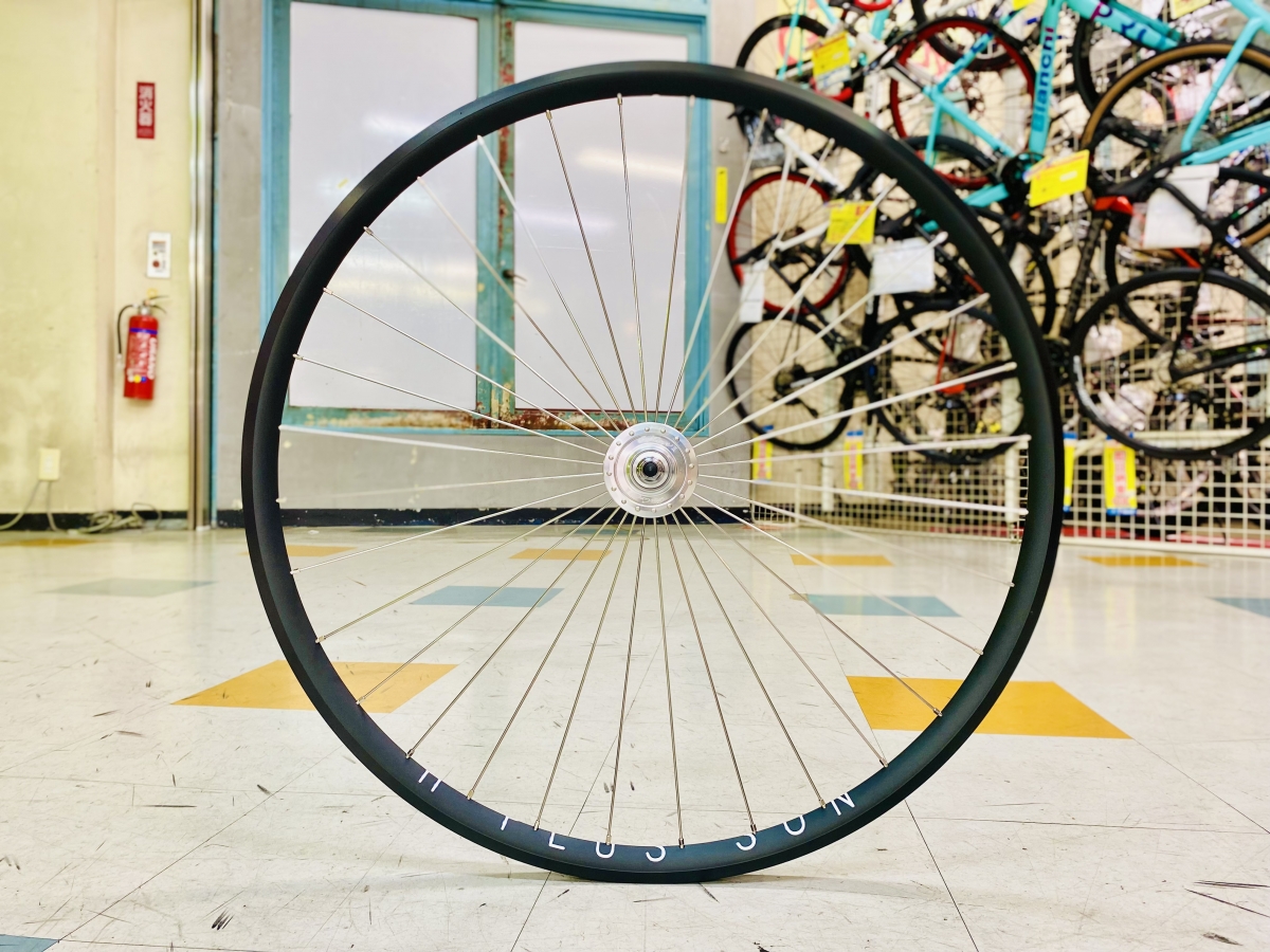 シングルバイク】手組ホイールで個性を出そう。H PLUS SONを使ってお得