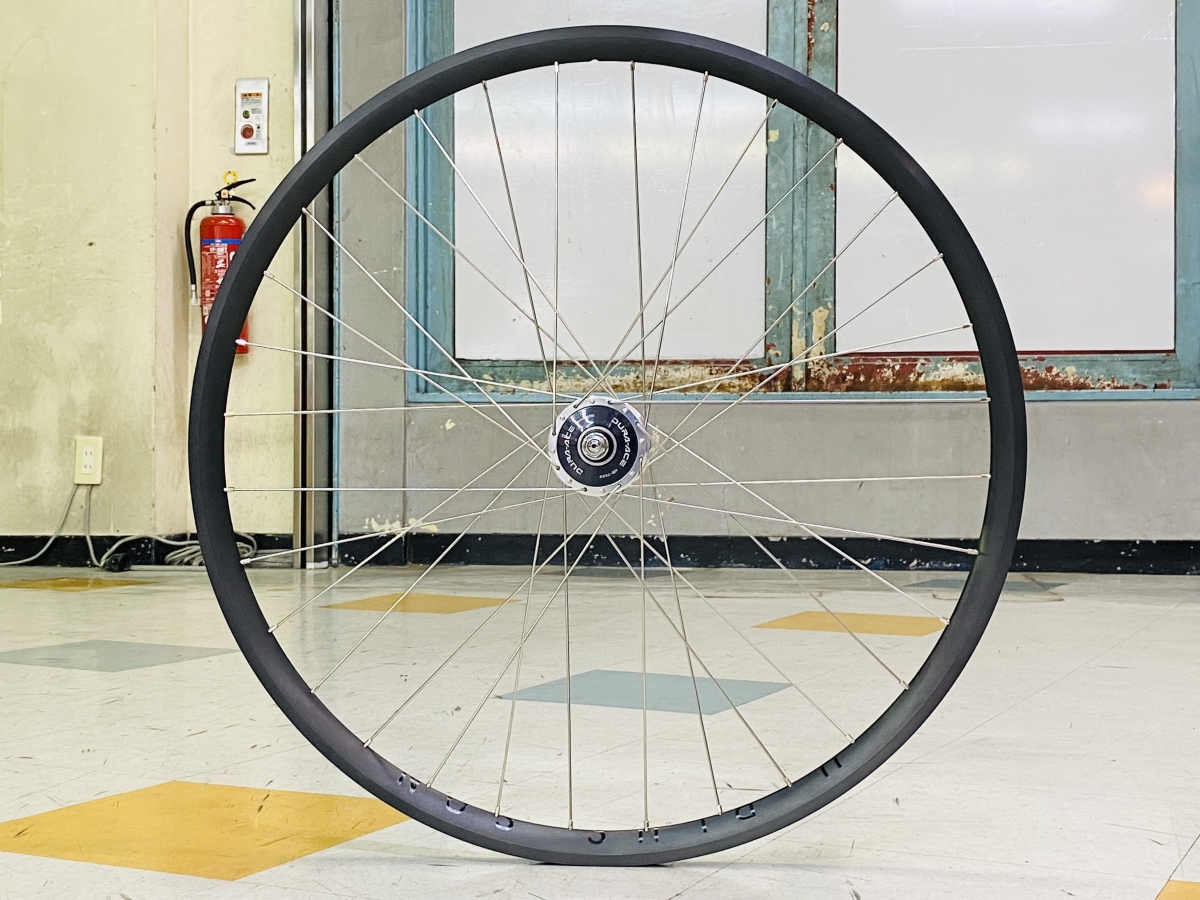 手組ホイールで個性を出そう第2弾。「H PLUS SONとDURA-ACE 」シングル