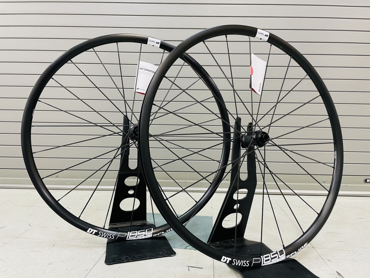 アウトレット】DT SWISS P1850 SPLINE DISC ロード用軽量ホイール