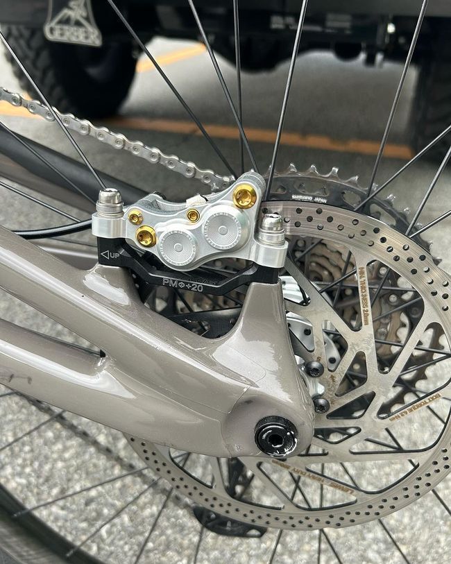 ルイスブレーキを実際使ってみたお店からのインプレを二つほどご紹介