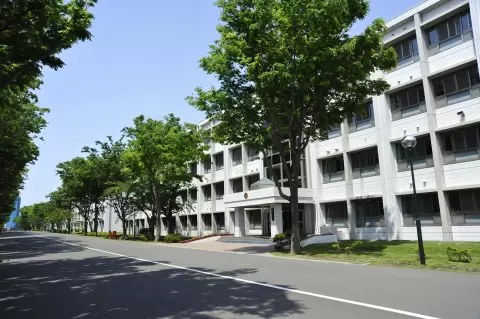 防衛大学校 | 大学情報 | 赤本オンライン【教学社 公式】