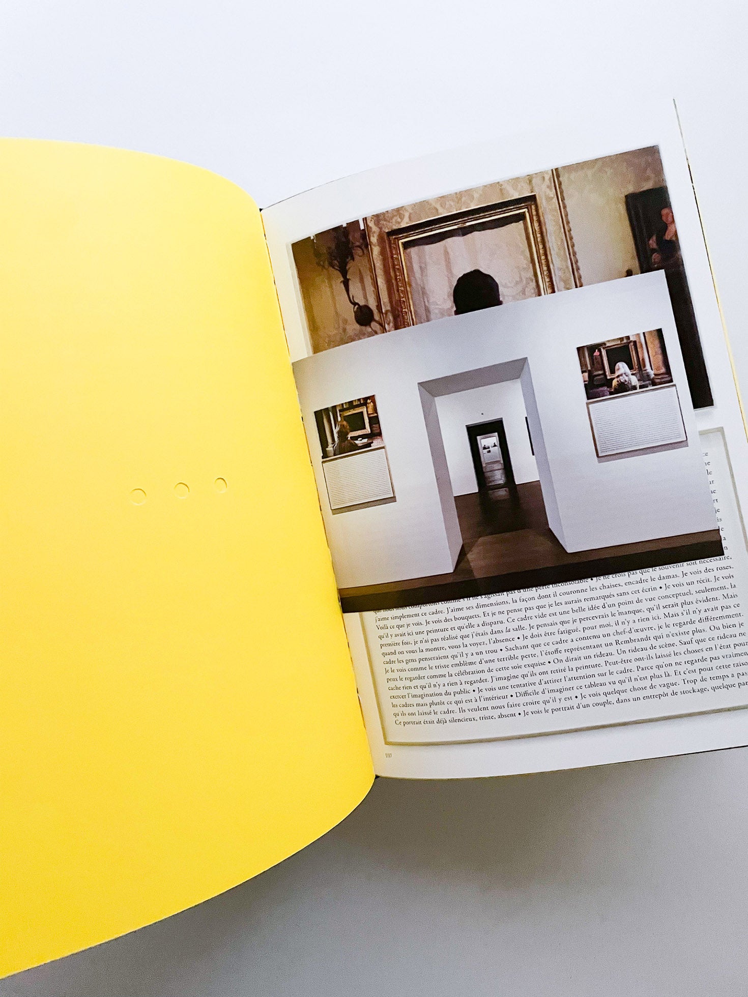 Ainsi de suite / Sophie Calle - 本 屋 青 旗 Ao-Hata Bookstore