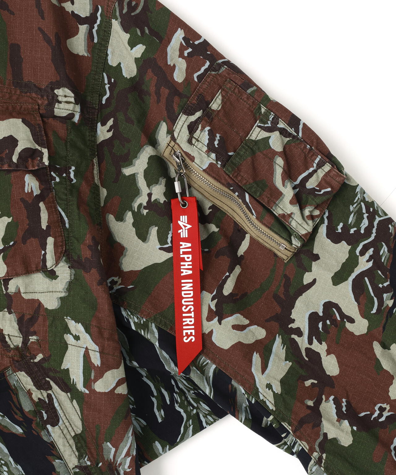 beautiful people × Alpha｜double-end camouflage field jacket