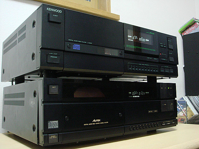 Aurex XR-Z90(東芝) 1982年 | 古いハードに囲まれて since2011