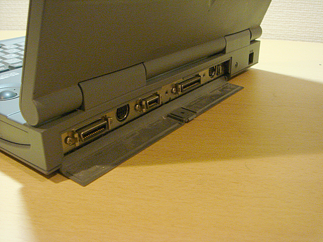 PC9801NL/A120 98NOTE LIGHT (NEC) 1994 | 古いハードに囲まれて since2011