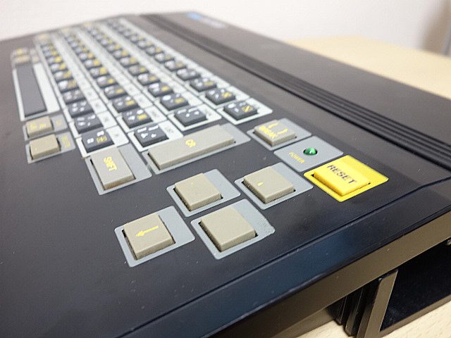 SC-3000 (SEGA) 1983年 | 古いハードに囲まれて since2011