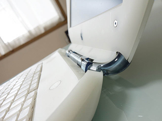 iBook SE Graphite G3 2000年 | 古いハードに囲まれて since2011