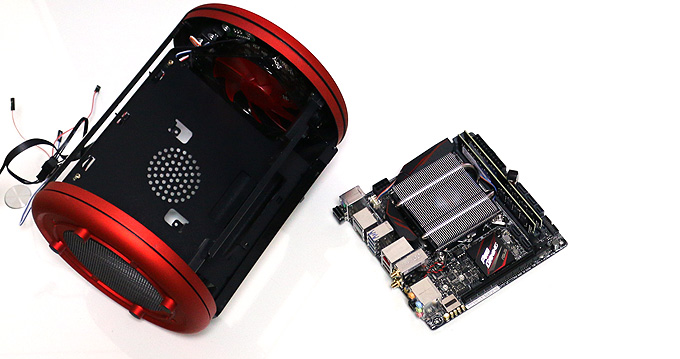 Mini-ITXケース「朱鼓」レビュー。低価格な「Mac Pro」風PCケースで
