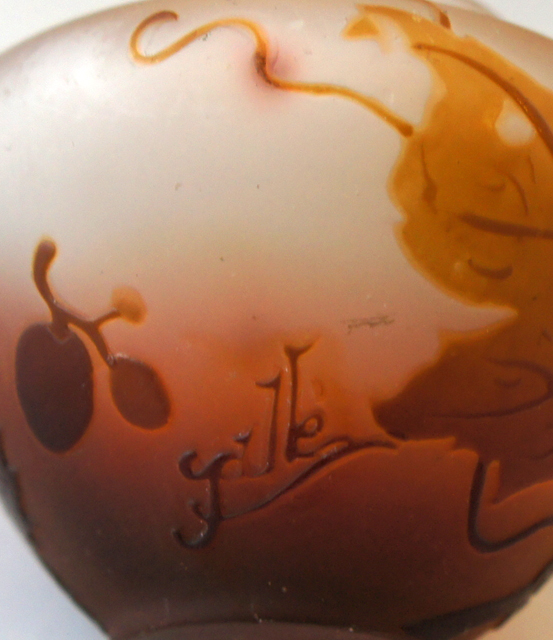 エミール・ガレ「蒲萄文 茶入」《アンティックかとう》