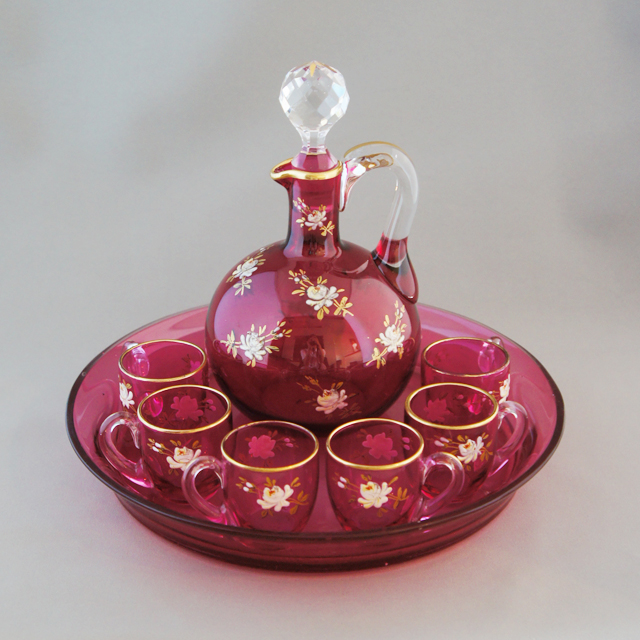 オールドバカラ「薔薇文様 赤色ガラス リキュールセット