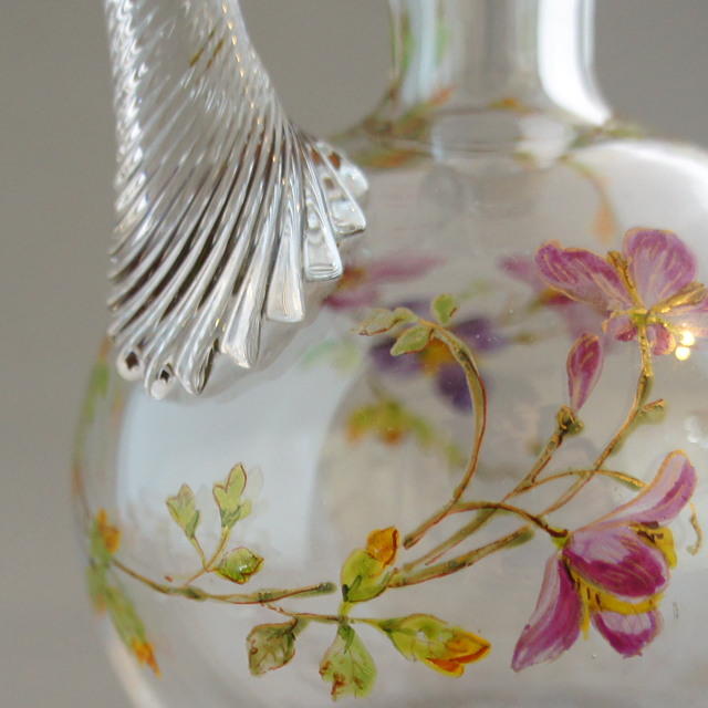 オールド・バカラ 純白 薔薇文 オパーリンクリスタル製 金彩エナメル