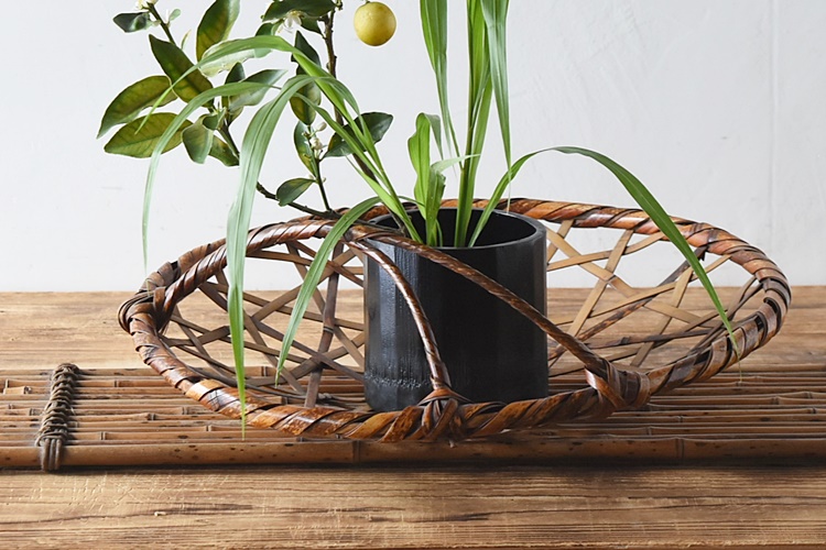 竹籠 平籠 花籠 その二 - 生活骨董と古布のアンティークショップ