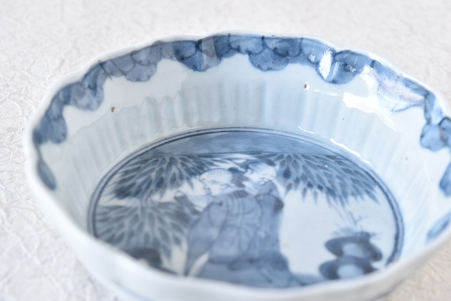 古伊万里 染付 竹林賢人図 輪花型膾皿 - 生活骨董と古布のアンティーク