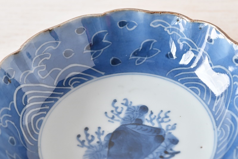 古伊万里 染付 海貝 波千鳥 墨弾き 輪花型 なます皿 - 生活骨董と古布