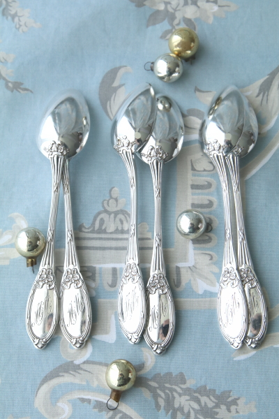 boulengerシルバーティースプーン リボンとモノグラム ヴィンテージ