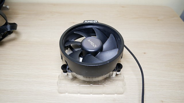 Ryzen5 5600Xを3700Xや3600と比較レビュー Wraith Stealthでの温度も