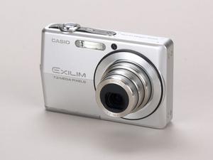 ASCII.jp：“EXILIM ZOOM”EX-Z700 (1/2)