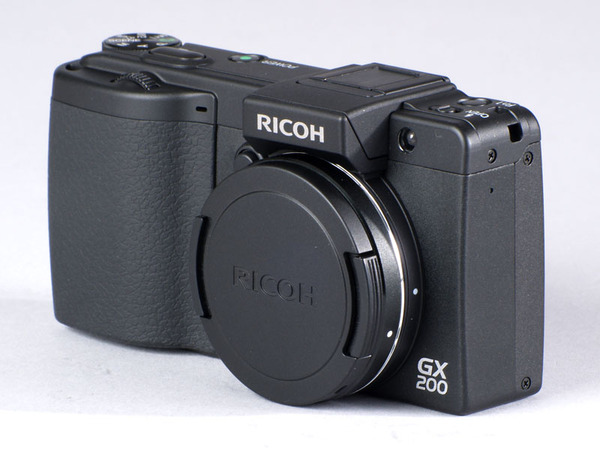 ASCII.jp：RICOH GX200、趣味を極める人のコンパクトズーム (3/4)