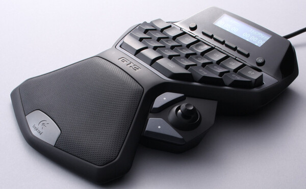 ASCII.jp：ロジクールG13は片手用ゲームコントローラーの決定版か？ (1/4)