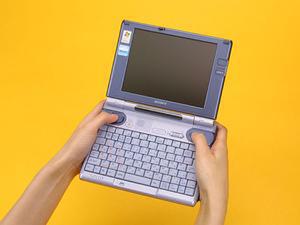 ASCII.jp：PCG-U1 (1/2)