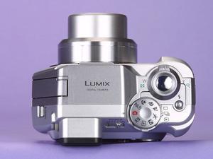 ASCII.jp：LUMIX DMC-LC40 (1/2)