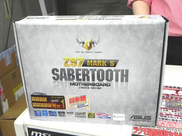 ASCII.jp：白迷彩の限定マザー「SABERTOOTH Z97 MARK S」がASUSから