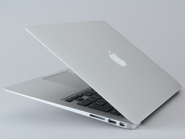 ASCII.jp：今こそ「MacBook Air」が買い時！ 新13インチは完成度が高い