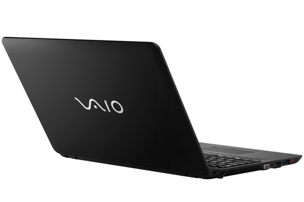 ASCII.jp：VAIO、i7-7700HQ搭載の15.5型ノート「VAIO S15」最新モデル