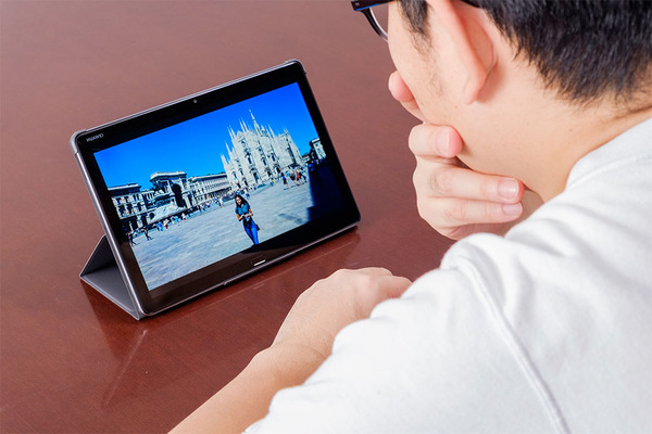 ASCII.jp：ペンも使える万能高コスパタブ、ファーウェイ「HUAWEI