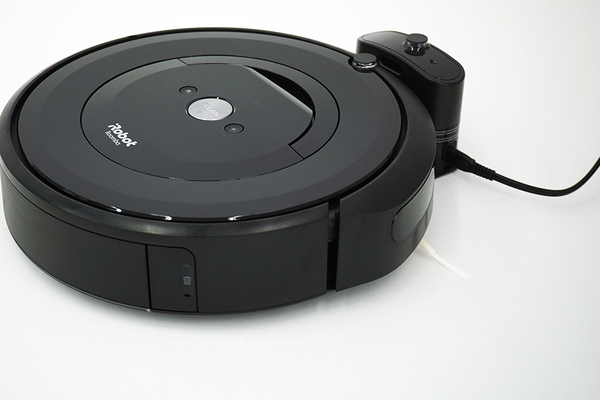 ASCII.jp：ロボット掃除機「ルンバe5」が想像以上に実用的だった