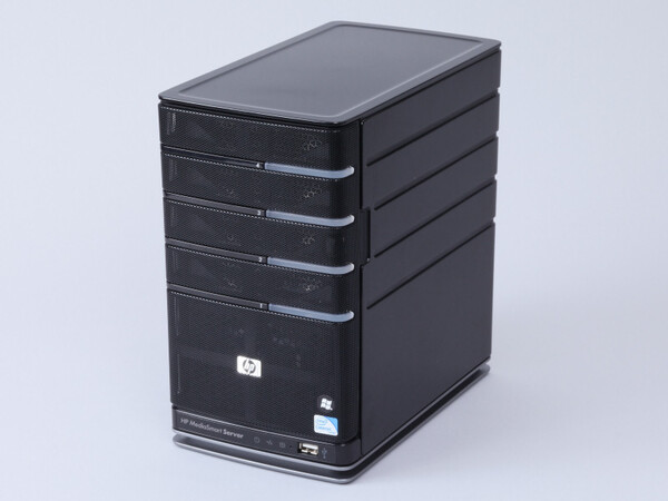 ASCII.jp：WHSを超えたホームサーバー MediaSmart Server EX490 (1/4)