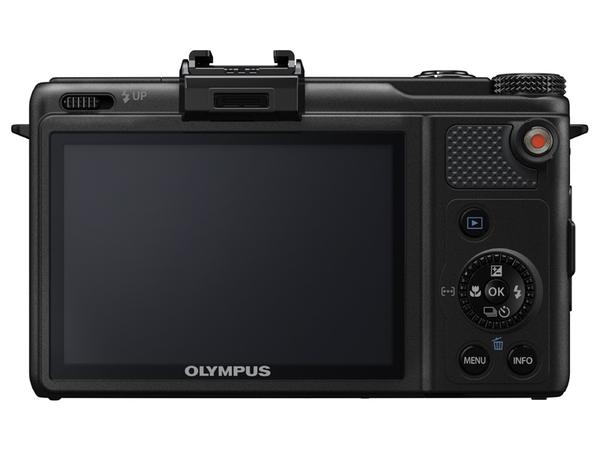 ASCII.jp：オリンパスから「ZUIKO」の名を冠したコンデジが登場