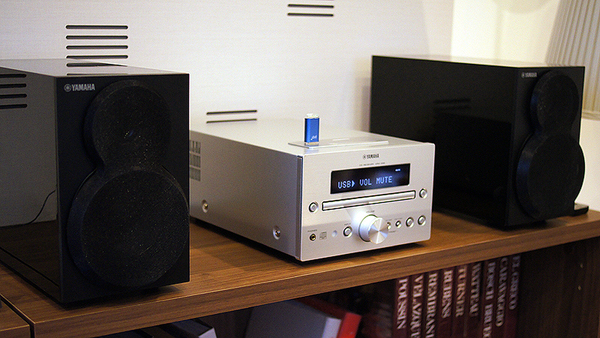ASCII.jp：iPadも接続できる！ ヤマハのiPodドック搭載ミニコンポ
