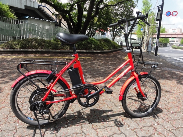 ASCII.jp：街乗り用電動アシスト自転車対決！ 気軽で快適なのはどっち