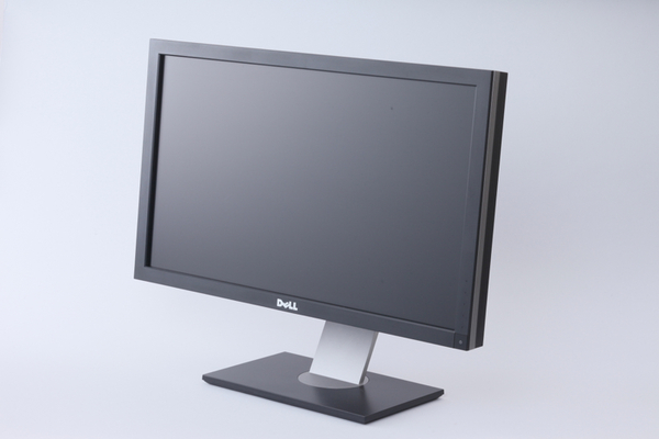 ASCII.jp：満足度抜群！ 2560×1440表示の27型ISP液晶「U2711」 (1/3)