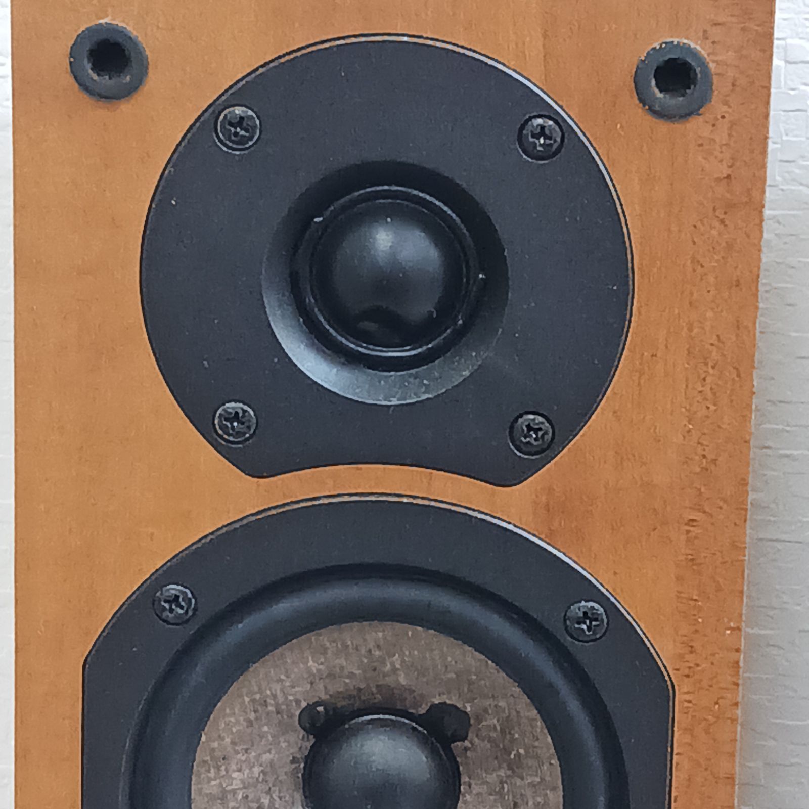 中古品】ONKYO（オンキョー）トールボーイ型スピーカーシステム D-105F