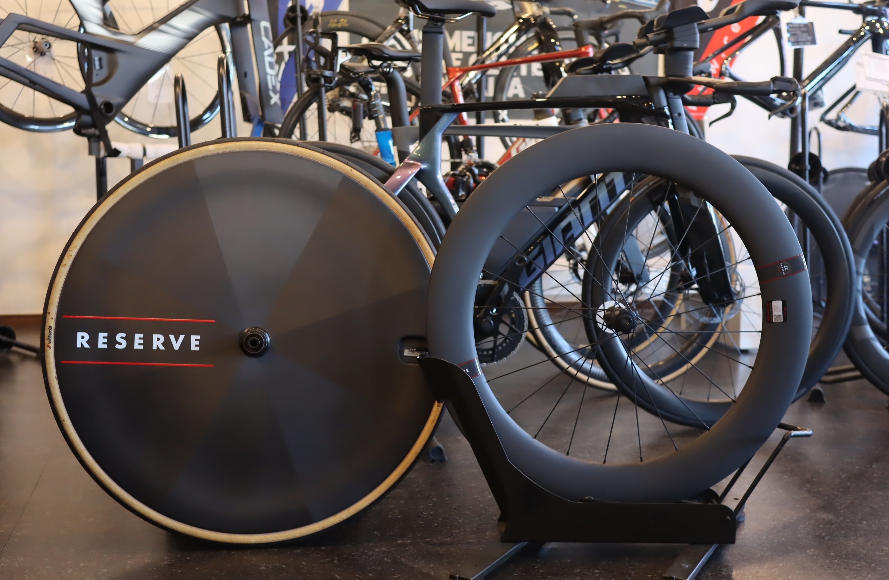 試乗ホイール特価販売③】Reserve 77/DISC フロント未使用品 15%OFF