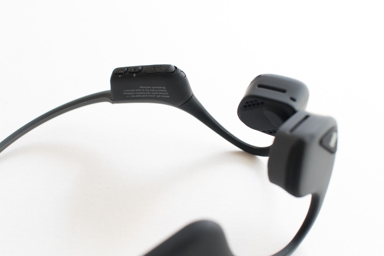 レビュー] 骨伝導ワイヤレスヘッドホン「AfterShokz TREKZ AIR」、音