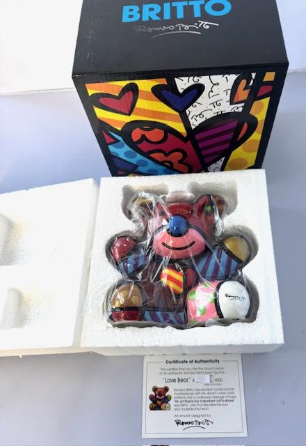Britto Limited Edition Bear Figurine: LOVE - Artreco