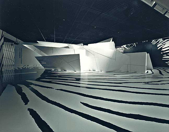 ダニエル・リベスキンド展…日埜直彦