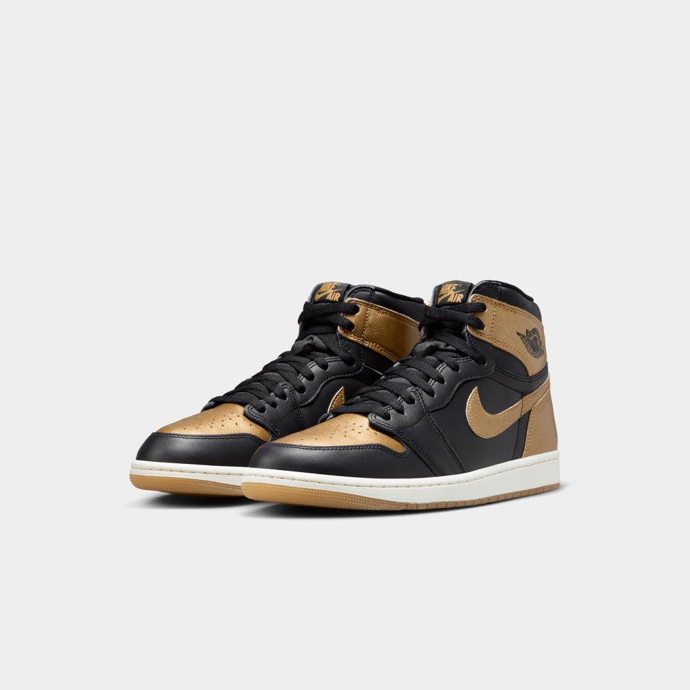 Air Jordan 1 Retro High OG – Classic & Stylish Footwear – atmos