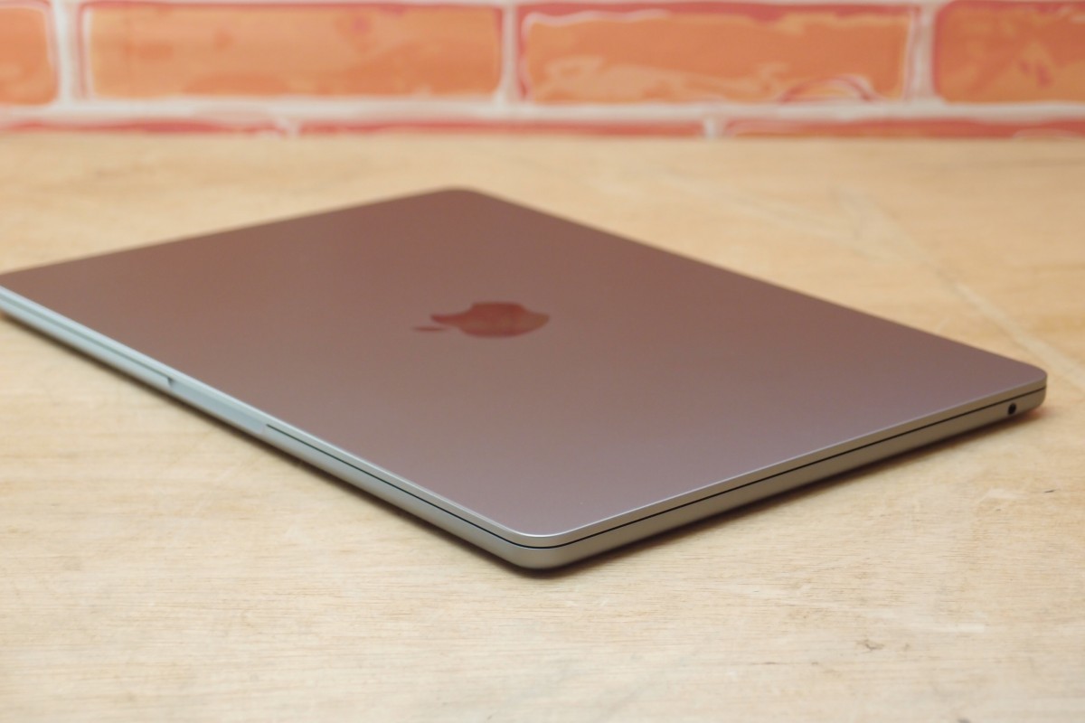 Apple MacBook Air M2 8GBメモリ 256GB SSD バッテリー100％ Apple保証