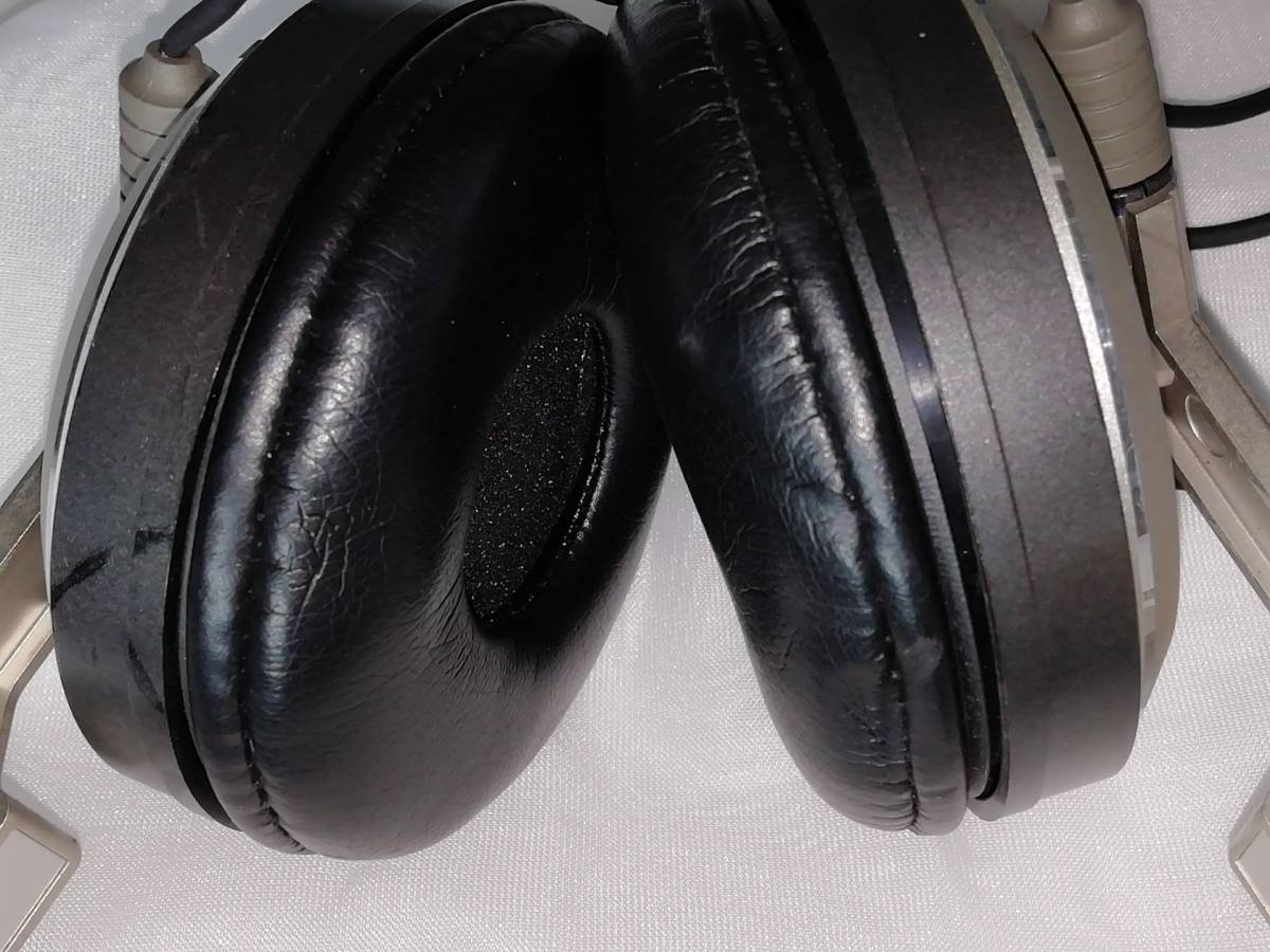 日立 Lo-D (HITACHI) HD-S9 ヘッドホン レトロ ビンテージ Lo-D